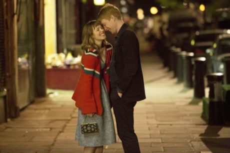 FOTO: Rachel McAdams Domhall Gleeson About Time1