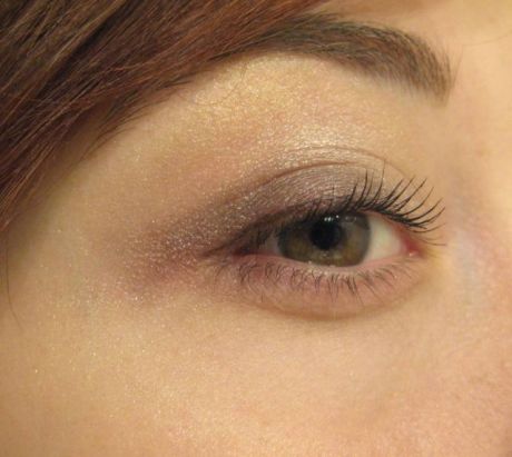 Rozjasňovač, odst&iacute;n Golden Lights. Foto: Pavl&iacute;na Nouzov&aacute;, WomanOnly.cz