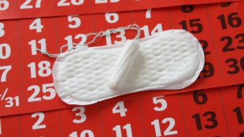 Jak oddálit menstruaci