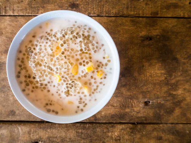 Tapioca, tapiokové kuličky s kokosovým mlékem