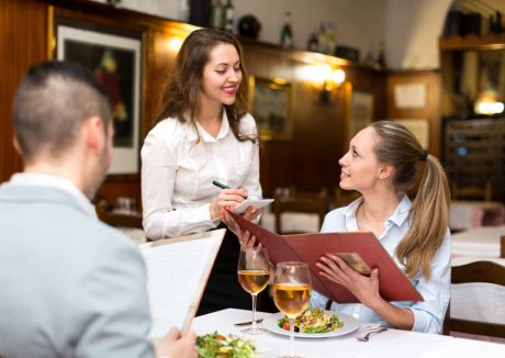 Jak poznat dobrou restauraci od špatné