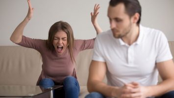 Narcističtí lidé jsou dobří manipulátoři