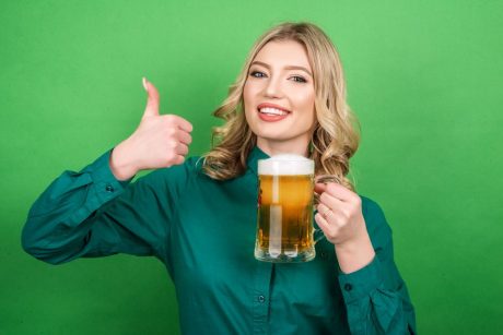 Proč pít pivo, ženy a pití piva
