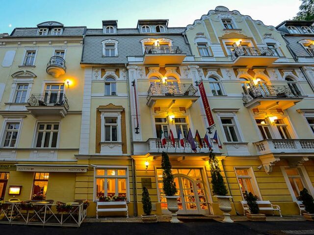 Hotel Romanza