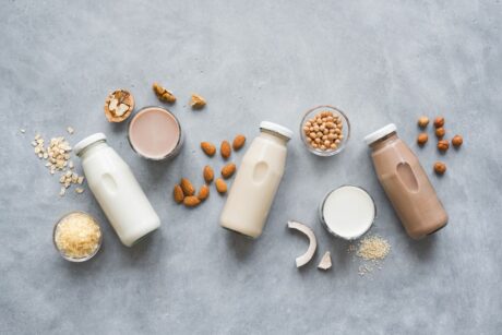 Jak vyrobit rostlinné mléko