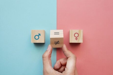 Nebinární genderová identita