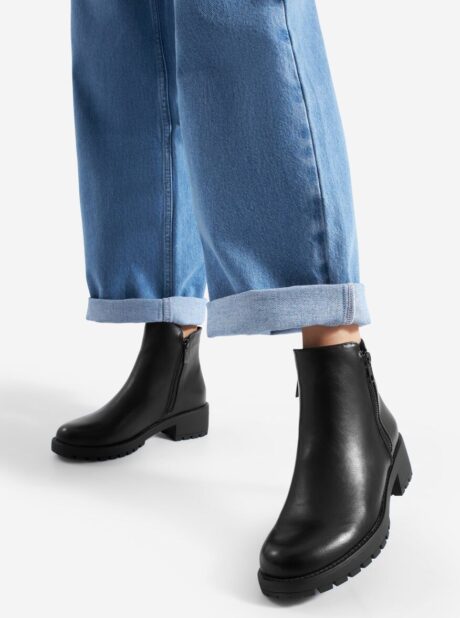 Kožené kotníkové boty