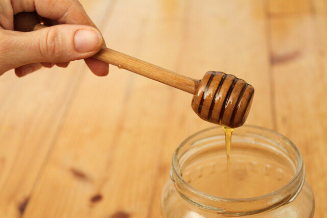 Proč jíst med