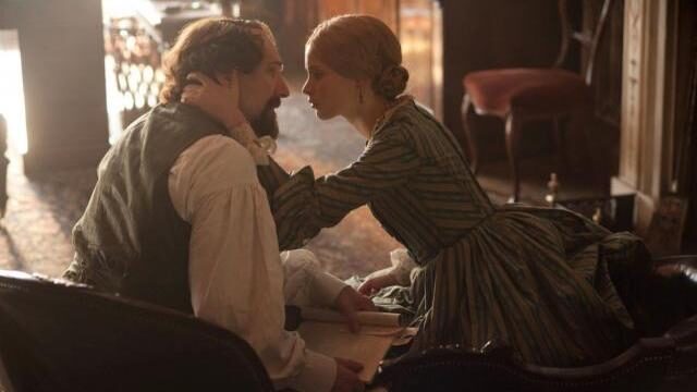 FOTO: Ralph Fiennes Felicity Jones The Invisible Woman