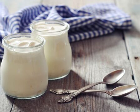 jak poznat zdravý jogurt
