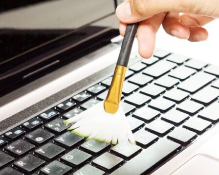 Jak vyčistit klávesnici