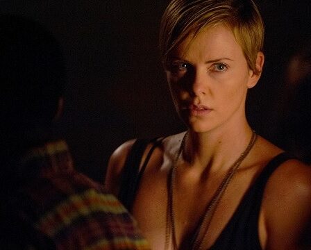 FOTO: Charlize Theron Dark Places4
