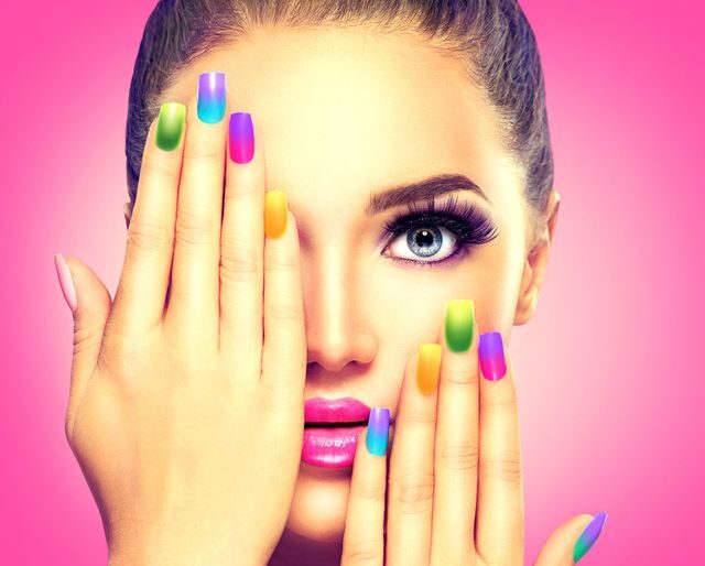 Umělé gelové nehty