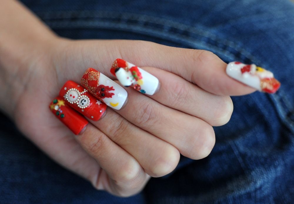 vánoční manikúra