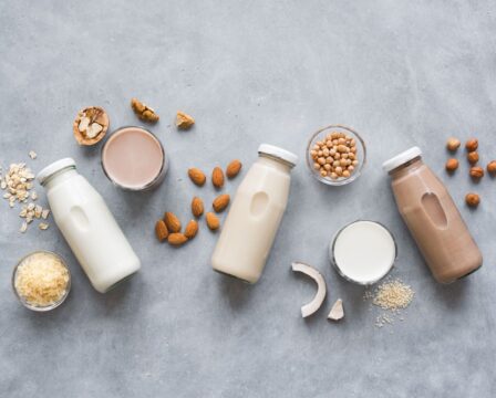 Jak vyrobit rostlinné mléko