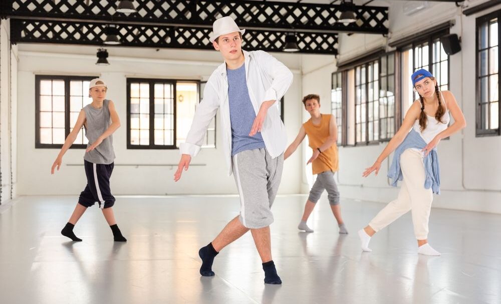 Shuffle dance