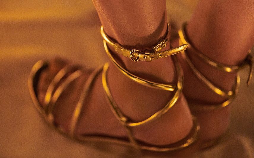 Zlaté sandály