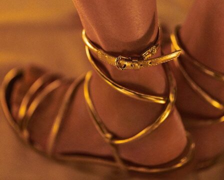 Zlaté sandály