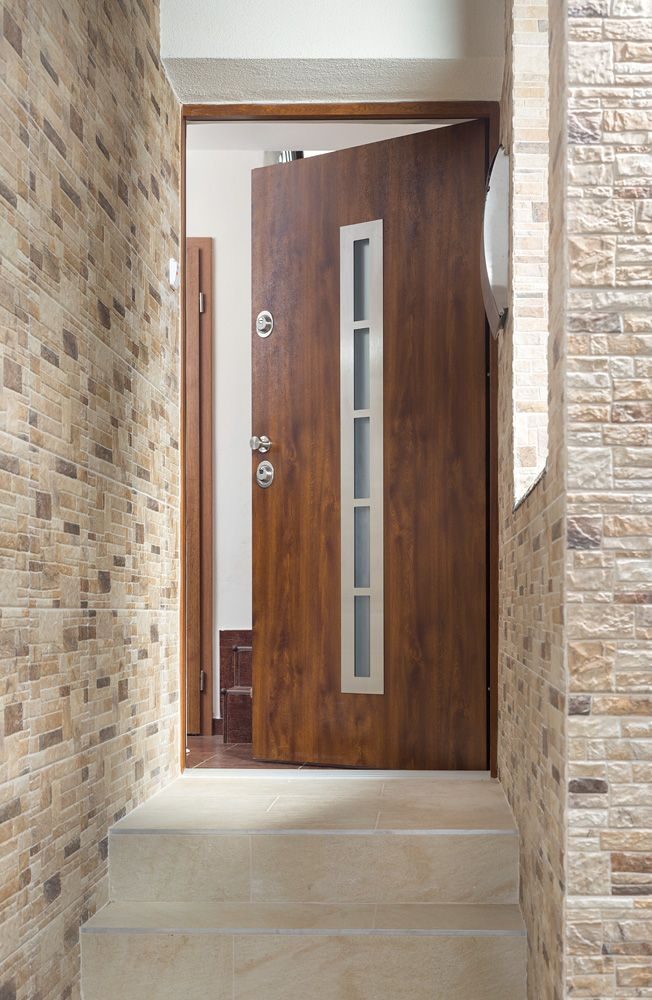 Vstupní dveře do domu