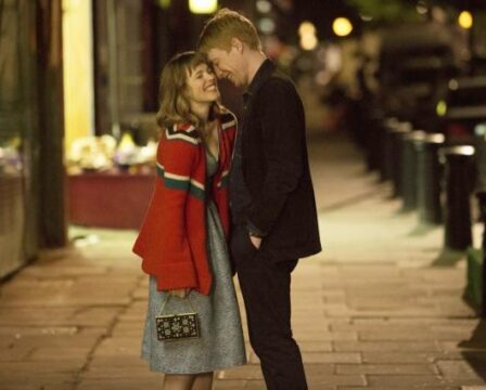 FOTO: Rachel McAdams Domhall Gleeson About Time1